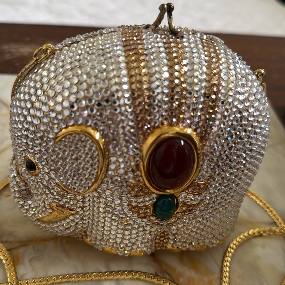 ELEGANT ELEPHANT LUXURIOUS SWAROVSKI CRYSTALS NIGHT BAG - Picture 5 of 12